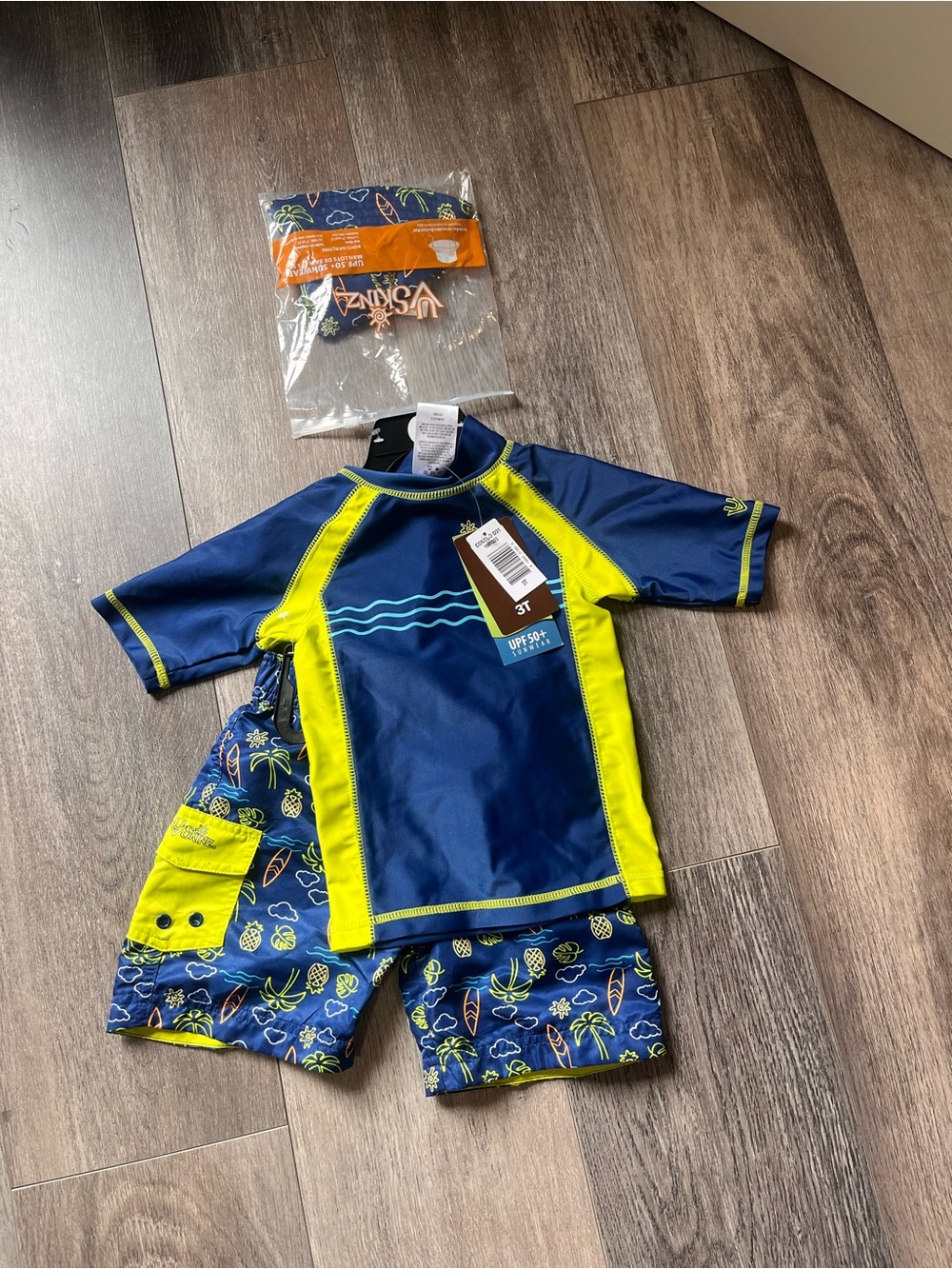 Skin Kids Navy & Neon Yellow Rashguard Swim Set